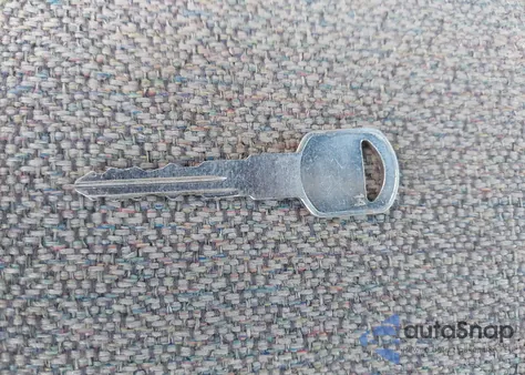 2005 GMC Sierra 1500 Work Truck из США, поврежденный, VIN 2GTEC19T851319965